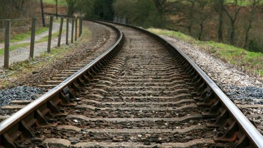 Biała Podlaska: Pociąg potrącił mężczyznę na przejeździe