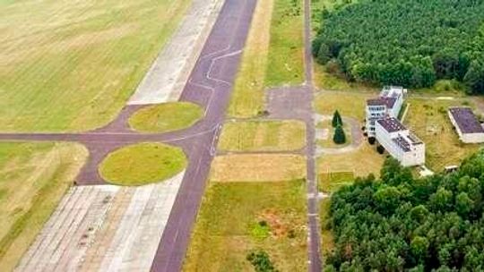 Biała Podlaska: Radni za sprzedażą działek na lotnisku