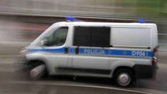 Biała Podlaska: Renault uderzył w tył poloneza. Kierowca w szpitalu