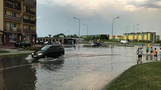 Biała Podlaska. Skrzyżowanie, które po ulewach staje się bajorem