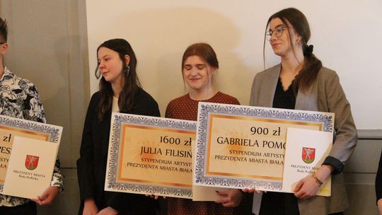 Biała Podlaska: Stypendyści artystycznie uzdolnieni. Lista wyróżnionych
