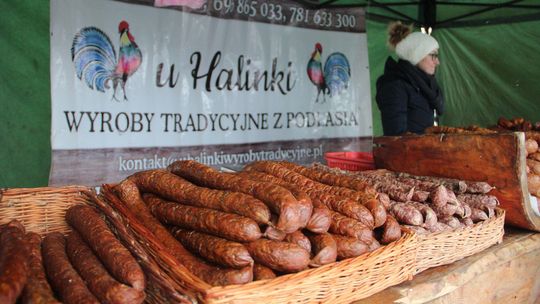 Biała Podlaska: Świąteczny jarmark z kolędą i przysmakami na stół