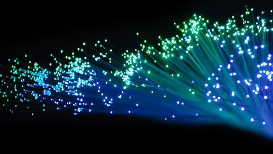  Biała Podlaska: Światłowód został w ziemi. Ile osób teraz korzysta z internetu?