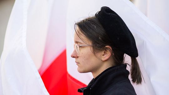 Biała Podlaska świętuje. Wieńce, flagi, odznaczenia