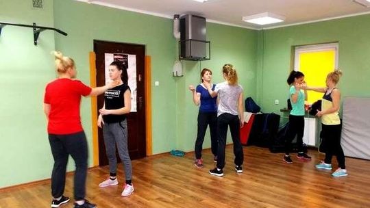 Biała Podlaska: Uczą samoobrony i poszukują strażnika miejskiego