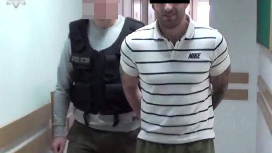 Biała Podlaska: W kominiarkach napadli w środku nocy na dom (wideo)