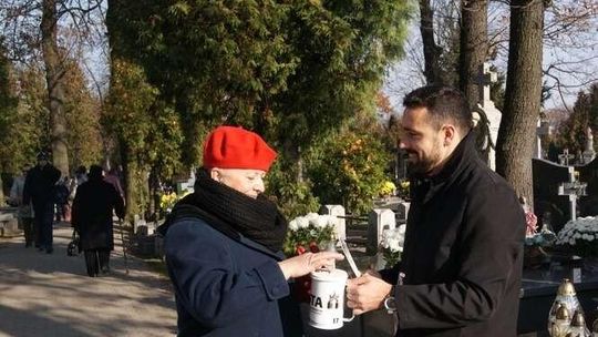 Biała Podlaska: Wszystkich Świętych, trwa kwesta na renowację zabytkowych grobów