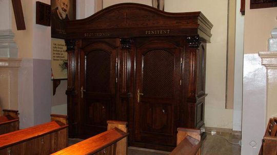 Biała Podlaska: Zamykany konfesjonał w kościele św. Antoniego