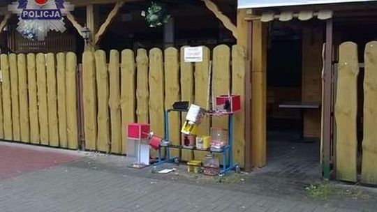 Białka: Urodziny nad jeziorem zamieniły się w demolkę