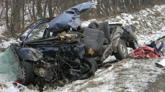 Białka: Zderzenie trzech pojazdów na K-19. Zginął kierowca