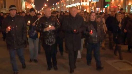 Białoruś: Opozycyjny marsz w Mińsku. "Władza poniesie odpowiedzialność"