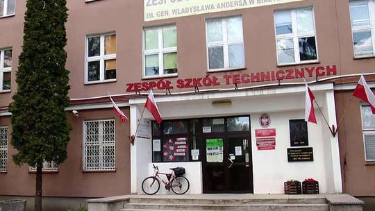 Białystok. Brat maturzysty przyszedł na egzamin z matematyki