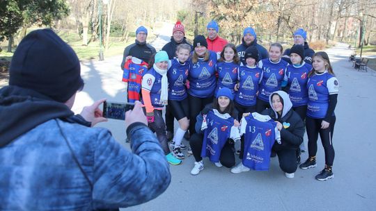 Biegali w Ogrodzie Saskim i zbierali dla Małego Księcia