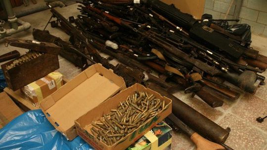 Biłgoraj: Dyrektor muzeum nielegalnie gromadził broń i amunicję