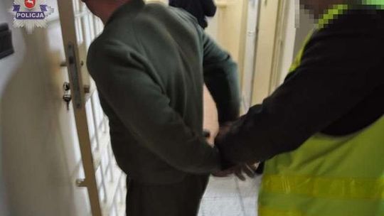 Biłgoraj. Pies tropiący odnalazł skradzione przedmioty