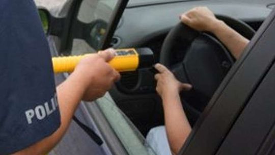 Biłgoraj: Tata po alkoholu wpadł, bo zaparkował na pasach