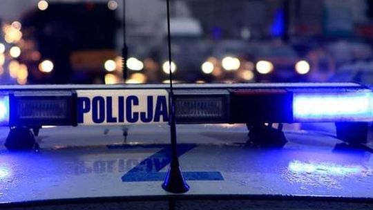 Biłgoraj: Uciekał policji, uszkodził pięć samochodów