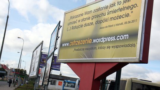 Billboard ostrzegający przed śmiercią w grzechu już stoi
