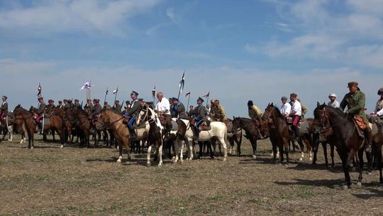 Bitwa pod Komarowem już dziś. Ułani i bolszewicy podczas próby [wideo]