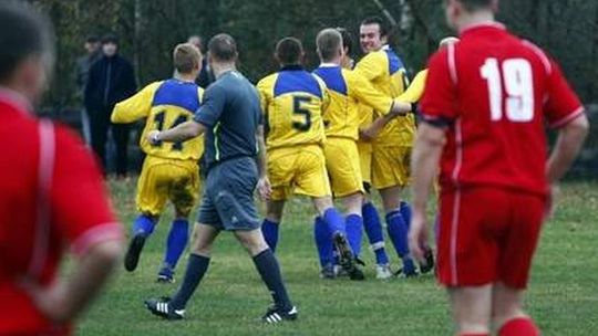 Bizon Jeleniec i GLKS Rokitno utrzymały się w bialskiej okręgówce