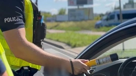 Blisko 4 promile za kółkiem – kierowcy powstrzymani przez świadków