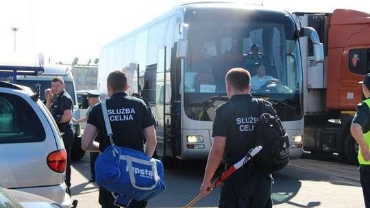 Blisko paraliżu na granicach. Co trzeci celnik na urlopie albo zwolnieniu lekarskim