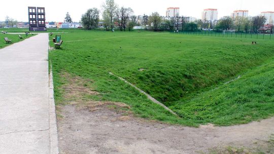 Błonia w Puławach czekają na szczęśliwy finał