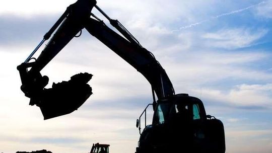 Bochotnica: Mają bagno pod domem. Od lat czekają na budowę kanału