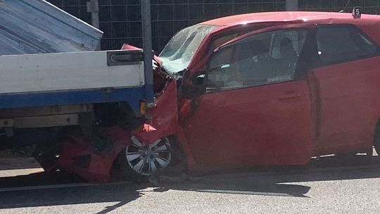 Bogucin: Ogromne korki po wypadku na S12. Niektórzy pojechali "korytarzem życia" pod prąd [wideo]