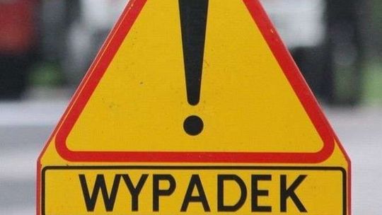 Bojanówka: Dachowanie samochodu na drodze krajowej nr 63