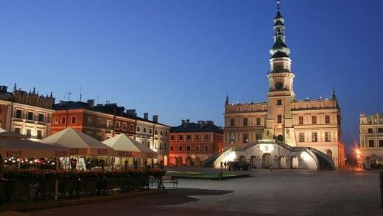 Bójka na starym mieście w Zamościu, trzy osoby zatrzymane