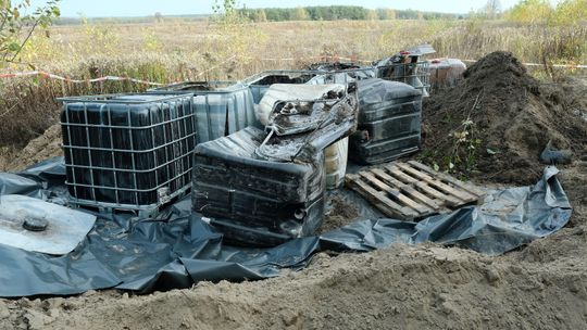 Bomba ekologiczna w gminie pod Lublinem. Podrzucili mieszkańcom 30 tysięcy litrów niebezpiecznych chemikaliów