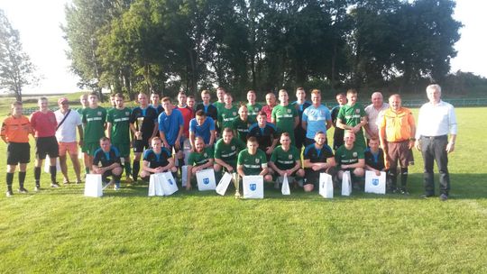 Bombowiec Roztocze z Pucharem Starosty Zamojskiego