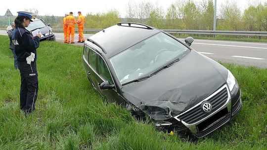 Borki: Kierowca vw zasnął w trakcie jazdy