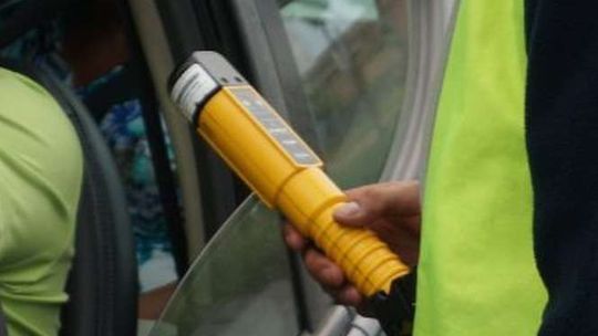 Borzechów: Policjant zatrzymał pijanego kierowcę