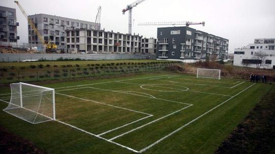 Botanik ma gdzie kopać. Nowe boisko gotowe