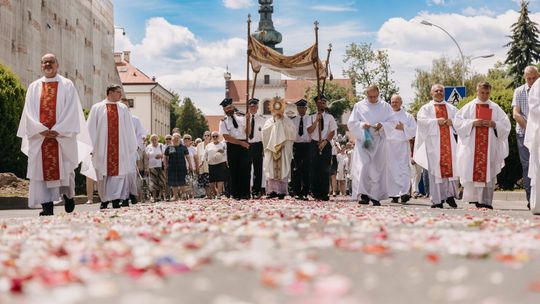 Boże Ciało 2022 w Zamościu. Największa procesja przeszła przez Stare Miasto