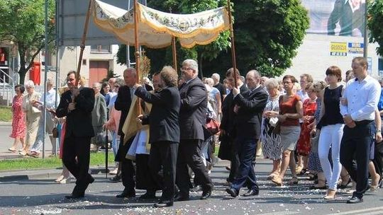 Boże Ciało: Procesje przeszły ulicami Puław