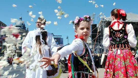 Boże Ciało w Lublinie. Procesja i uroczystości na pl. Litewskim (zdjęcia, wideo)