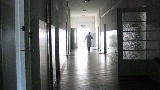 Brał pieniądze za operacje, których nie przeprowadził. Usłyszał wyrok