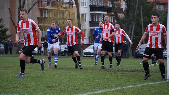 Brat-Cukrownik Siennica Nadolna - Unia Rejowiec 2:2. Grała chełmska klasa okręgowa