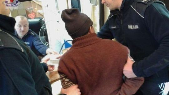 Brat ugodził nożem brata. 56-latek zmarł w szpitalu