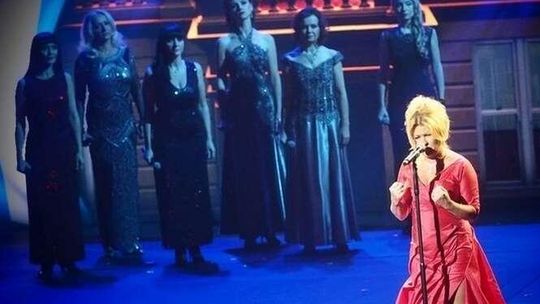 "Broadway in Lublin". Kozidrak, Kayah, Cugowscy zaśpiewali przeboje z filmów i musicali