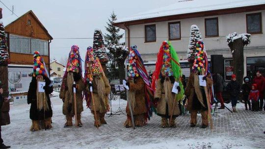 Brodacze żegnają stary rok. Jedyna taka tradycja w Polsce