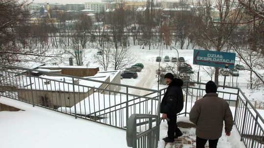 Budowa apartamentowca utknęła w urzędowej poczekalni