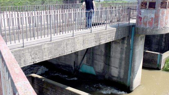 Budowa elektrowni na Bystrzycy opóźni się. Wędkarze martwią się o ryby