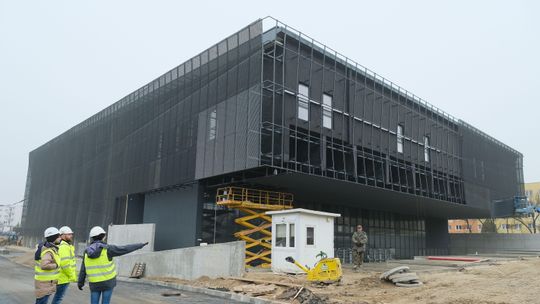 Budowa hali Uniwersytetu Medycznego jest już na ostatniej prostej [zdjęcia]