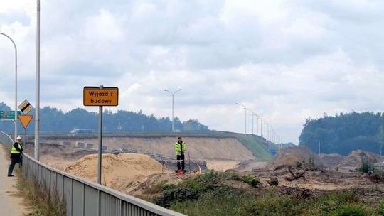 Budowa II etapu obwodnicy Puław. Tak powstaje węzeł Azoty