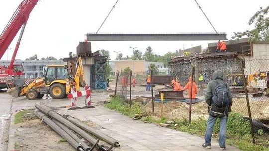Budowa nowego odcinka Trasy Zielonej. Wiadukty nabierają kształtów