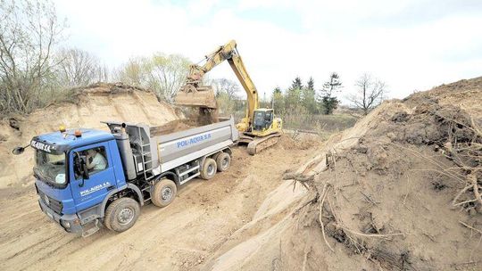 Budowa S17: Pracują w długi weekend